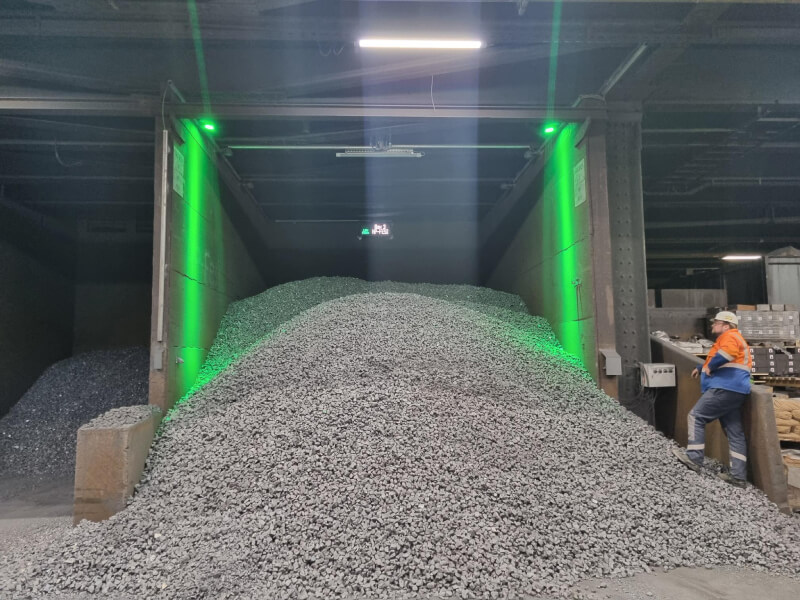 Referenz-thyssenkrupp-Oxygenstahlwerk-Bunker3 Bunker mit grüner Beleuchtung