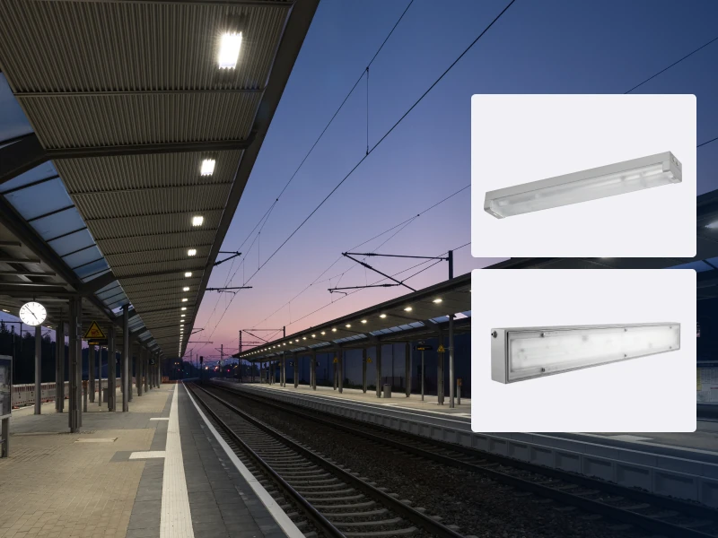 Beleuchteter Bahnsteig in der Dämmerung mit Produktabbildungen der RESISTA Antivandalenleuchte und der Medienkanalleuchte von Schmidt-Strahl.